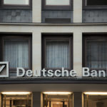 元ドイツ銀行の上級幹部が自殺：ドナルド・トランプへの数百万ドルの融資に関わった人物