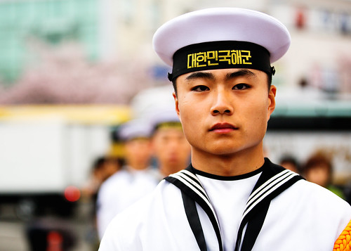 韓国で初めて兵士が新型コロナウィルスに感染。香港でも警官が感染し59人の警官が隔離