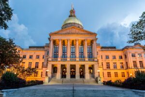 ジョージア州議会の上院委員会は、同州の選挙人票の証明を取り消すよう勧告
