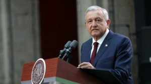 メキシコ大統領：バイデンの国境政策は「不法移民に自信を与え」、麻薬カルテルを儲けさせている